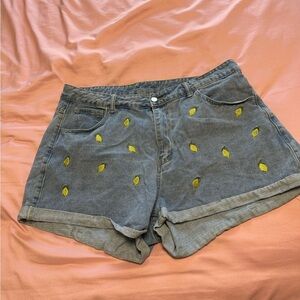 Lemon Print Shorts | size 2XL